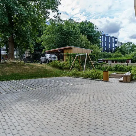 Near Old Town Apartamento Tallin