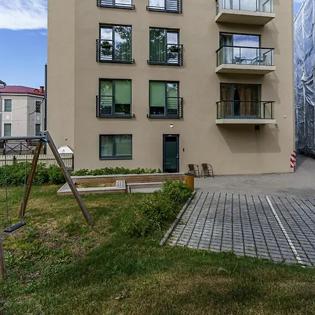 Near Old Town Apartman *