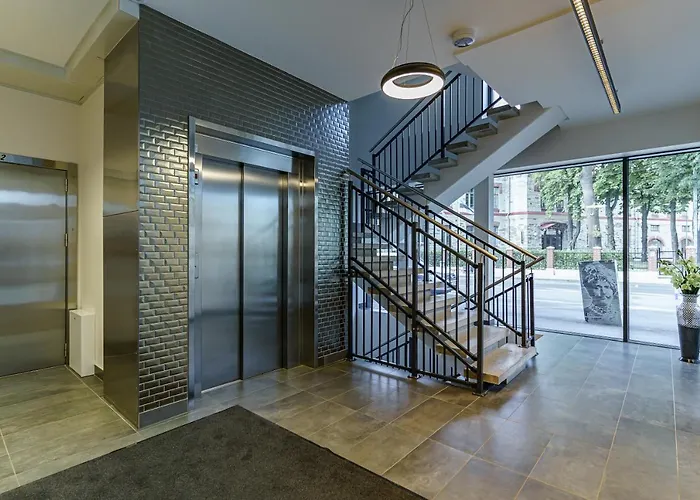 Near Old Town Apartment