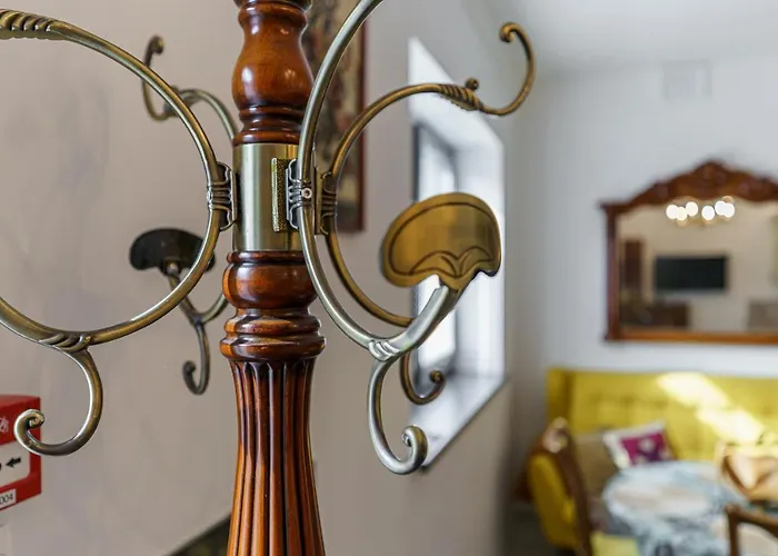 Near Old Town Apartment