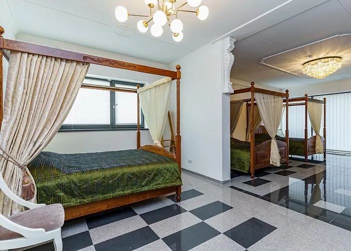 Near Old Town 아파트 *